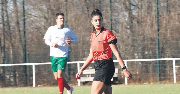 Almanya’nın ilk Türk hakemi Aylin Acur