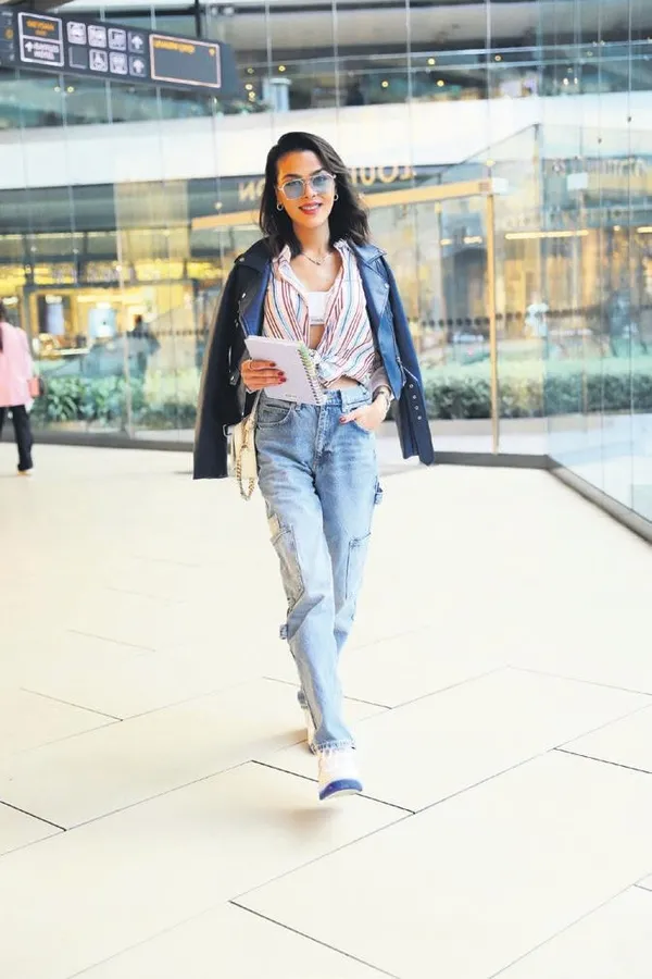 nazar-onlemi-sosyetik-isim-sureyya-yalcinin-kombini-ile-kem-gozlere-adeta-savas-acti-1696458499015.jpeg Nazar önlemi! Sosyetik isim Süreyya Yalçın kombini ile kem gözlere adeta savaş açtı-5