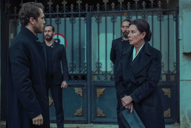 seruvenine-son-verilecek-senaryosunun-miadi-doluyor-show-tv-dizisi-icin-flas-final-karari-gelecek-aylarda-1614592420973.jpg Serüvenine son verilecek senaryosunun miadı doluyor! Show TV dizisi için flaş final kararı! Gelecek aylarda...-9