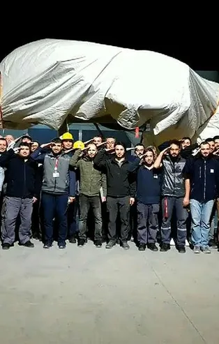 Selçuk Bayraktar'dan asker selamlı paylaşım: “AKINCI yuvadan ayrıldı"