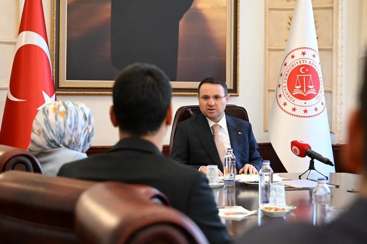 Muhsin Yazıcıoğlu dosyasında kritik görüşme! Ailesini Adalet Bakanı Akın Gürlek kabul etti-4