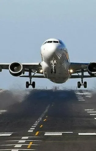 Turistlerin tercihi Türkiye oldu! Bir günde 9 ülkeden 36 uçak