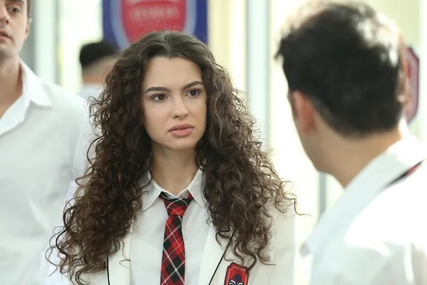 kardeslerim-98-bolum-2-fragmani-yayinlandi-sen-beni-unuttun-mu-1695802758025.jpg Kardeşlerim 98. bölüm 2. fragmanı yayınlandı: Sen beni unuttun mu?-1