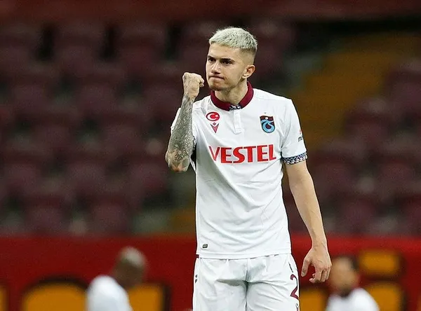 Portekizli hoca Vitor Pereira Trabzon’u imha planını hazırladı! Berat ve Bakasetas'ın takımla pas bağlantısı kesilecek-3