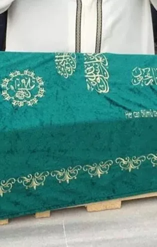 İstanbul'da şoke eden olay! Tabuttan bebek yerine kesik bacak çıktı! Aile neye uğradığını şaşırdı