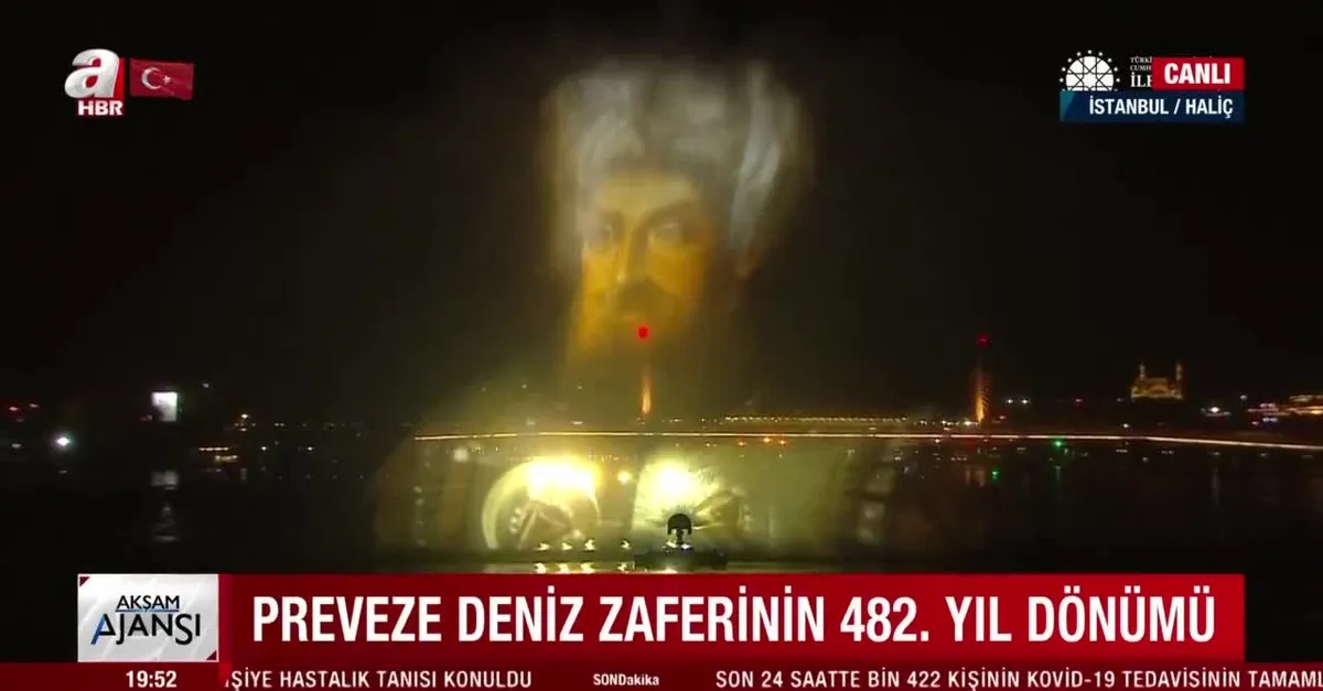 İletişim Başkanlığı'ndan Preveze Deniz Zaferi'nin 482. yılında Haliç'te muhteşem gösteri