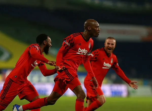 Beşikta, Fenerbahçe, Galatasaray... Süper Lig bugün unutulmaz bir heyecana sahne olacak-2