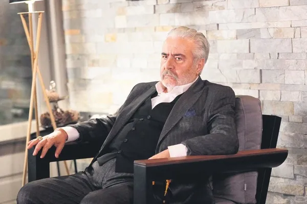 hasret-bitiyor-eskiya-dunyaya-hukumdar-olmaz-yeni-sezona-26-ekim-sali-aksami-basliyor-1634849692042.jpeg Hasret bitiyor! Eşkıya Dünyaya Hükümdar Olmaz yeni sezona 26 Ekim Salı akşamı başlıyor!-1