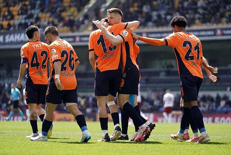 Krzysztof Piatek resmen Al Duhail’de