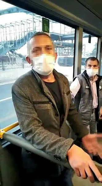otobuste-rezalet-kadinlara-bakarak-kendisini-tatmin-etti-iki-tarafli-zannettim-dedi-1605079596570.jpg Otobüste rezalet! Kadınlara bakarak kendisini tatmin etti, ‘İki taraflı zannettim’ dedi-3