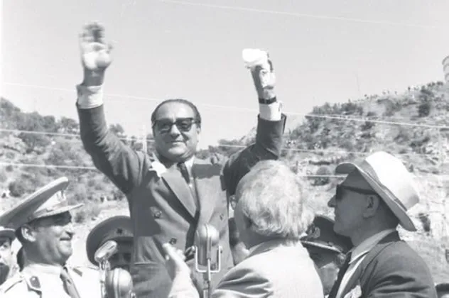 ABD, Menderes'e ihanet etti