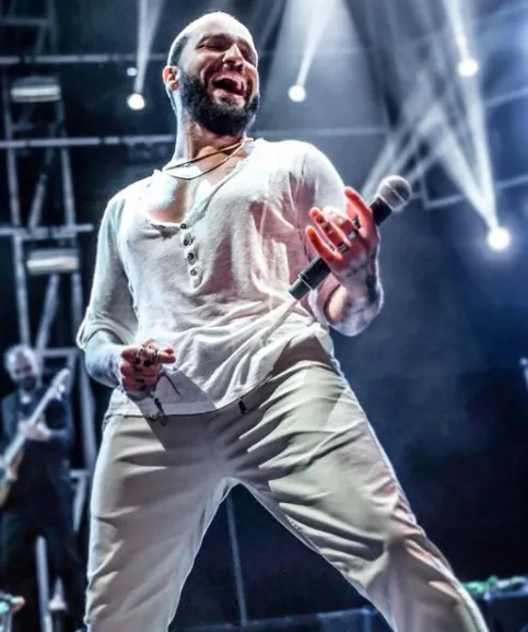 SON DAKİKA: Şarkıcı Berkay'ın 4 yıl 4 aya kadar hapsi isteniyor! Takipçisi o küfürlü mesajı affetmedi-4