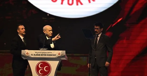 Devlet Bahçeli yeniden MHP Genel Başkanı seçildi! Kürsüden Başkan Erdoğan’a mesaj verdi: Yeni yüzyılın kurtarıcı liderisiniz bırakamazsınız