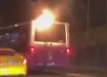 İstanbul'da trafikte şoke eden görüntü! Yanan araçla kilometrelerce ilerledi