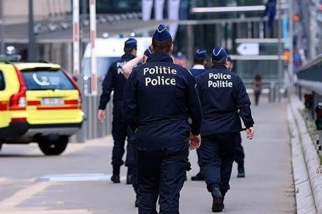 Brüksel'de bomba alarmı