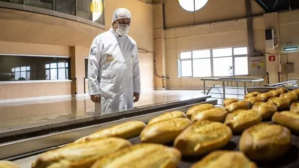 mehmet-tevfik-goksu-fatih-altayliyi-sikistirdi-ibb-2-dakika-icinde-kendisini-yalanladi-halk-ekmekteki-skandal-canli-yayinda-zor-anlar-yasatti-1639576747695.jpg Mehmet Tevfik Göksu Fatih Altaylı'yı sıkıştırdı, İBB 2 dakika içinde kendisini yalanladı! Halk Ekmek'teki skandal canlı yayında zor anlar yaşattı-6