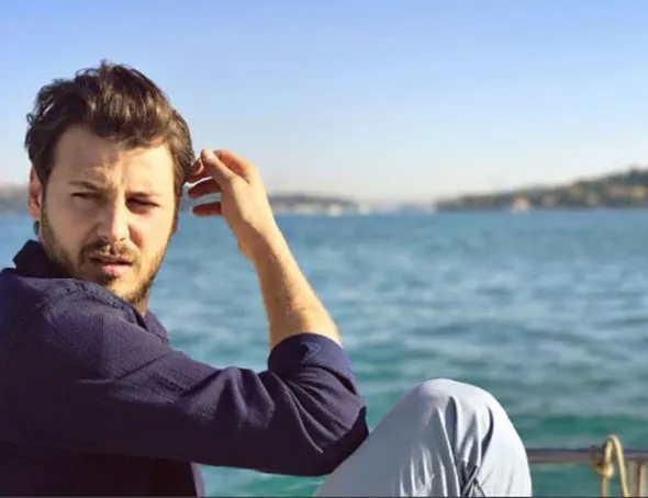 Ünlü oyuncu yeni evine servet ödedi-8