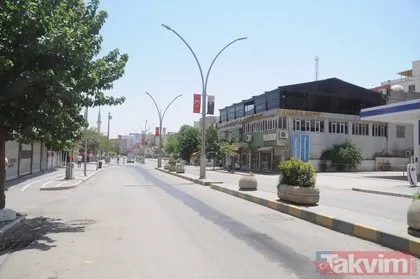 Dün 49 dereceyle sıcaklık rekoru kırılan Şırnak Cizre’de bugün de 45 derece sıcaklık nedeniyle sokaklar bomboş