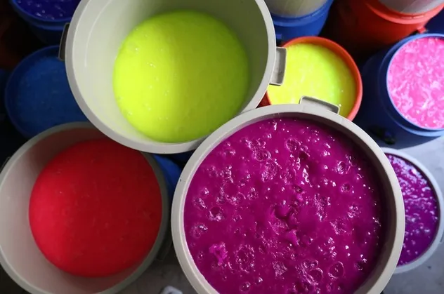 Ticaret Bakanlığı harekete geçti! Son dönemin popüler oyun hamuru slime piyasadan toplatılacak!