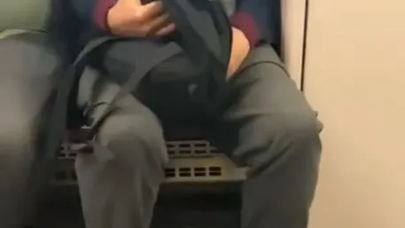 Metro sapığı gözaltında!
