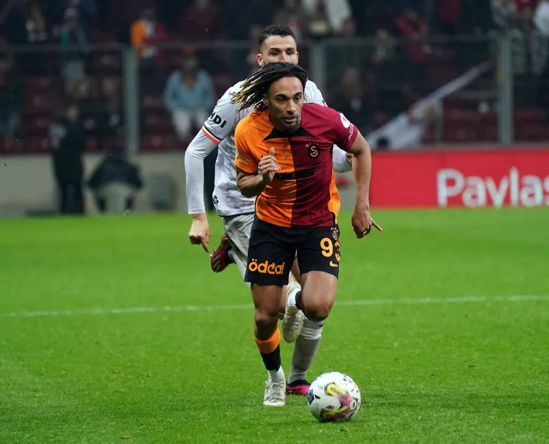 Manchester United'dan Galatasaraylı yıldıza kanca! - 9