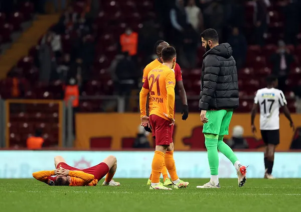 1638779588451.jpg Galatasaray'da Muslera'dan takım arkadaşlarına uyarı-2