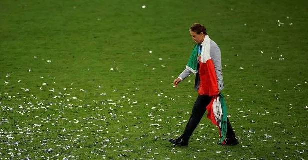 Roberto Mancini İtalya Milli Takımı’ndan istifa etti