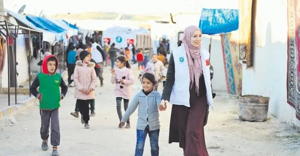 Gamze Özçelik'i eleştiren Seda Alkor eleştiri yağmuruna tutuldu!