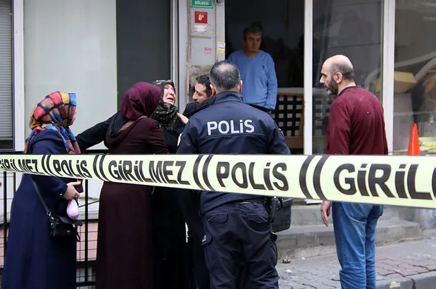 İstanbul'da kan donduran dehşet! Karısını, kızını ve komşusunu vurdu