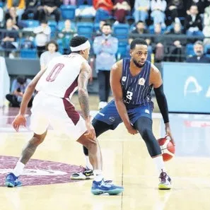 Efes Baskonia sınavında