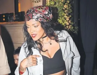 Sahte Rihanna coştu!