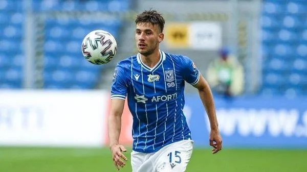 Fatih Terim'in büyük gözdesi! Galatasaray geçen yıl elinden kaçırdığı Jakub Moder için yeniden devrede-2