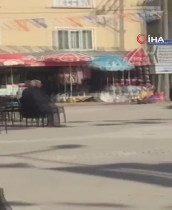 Zillet İttifakı'nda yer alan Saadet Partisi'ne şok! Mitinge sadece bir kişi katıldı-1