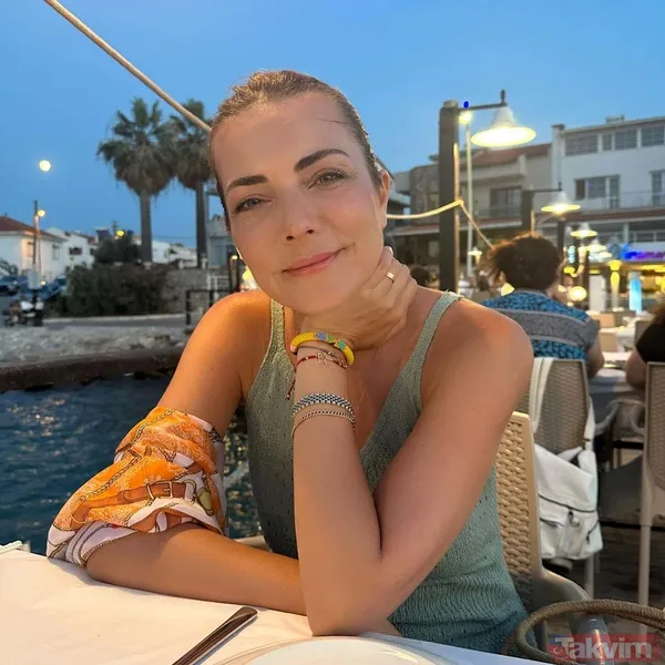 1994 Türkiye güzeli Pınar Altuğ rengarenk mayosuyla paylaştı! Kitesurf sonrası sosyal medyayı salladı! “Biraz tepişmek lazım” - 7