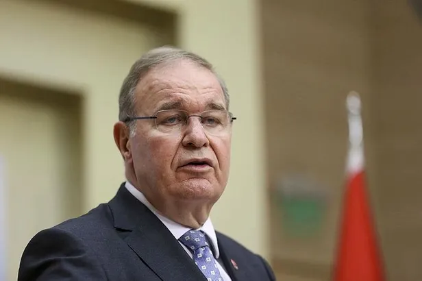 faik-oztraktan-hdpyi-incitmemek-icin-kirk-takla-pkkli-terorist-volkan-bora-ile-hdpli-semra-guzelin-fotografinin-tarihine-takildi-1641831000726.jpeg Faik Öztrak'tan HDP'yi incitmemek için kırk takla! PKK'lı terörist Volkan Bora ile HDP'li Semra Güzel'in fotoğrafının tarihine takıldı...-3