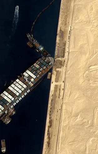 Süveyş Kanalı'ndaki Ever Given krizinde flaş gelişme! Fiyat düşürüldü