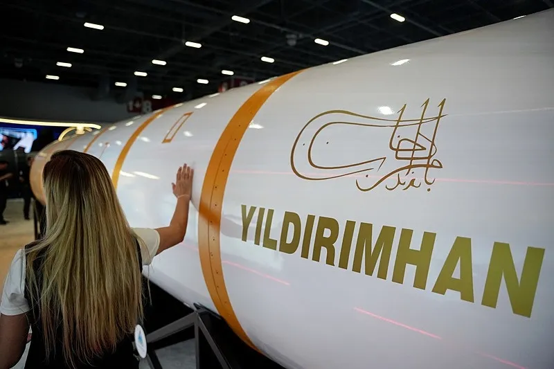 sahanin-yildizi-yildirimhan-10-yillik-arka-plan-en-cok-yakit-meselesi-zorladi-1778141749384.jpeg SAHA'nın yıldızı YILDIRIMHAN: 10 yıllık arka plan | En çok yakıt meselesi zorladı | MSB açıkladı: Başarıyla tamamlandı-6