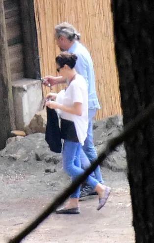 Özgü Namal'ın köy hayatı böyle görüntülendi