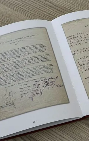 Dışişleri Bakanlığı o belgeleri ilk kez yayınladı! İşte Atatürk'ün Latin harfleriyle attığı bilinen ilk imzası