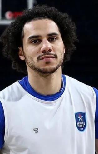 Anadolu Efes'e kötü haber! NBA takımları gözünü Shane Larkin'e dikti