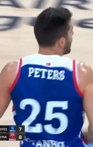 Anadolu Efes'in Amerikalı yıldızı Alec Peters performansıyla göz dolduruyor (Alec Peters kimdir? İşte kariyeri)
