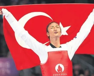 Nafia Kuş Aydın Olimpiyat üçüncüsü