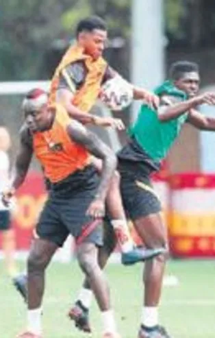 Galatasaray’da Neftçi hazırlıkları başladı