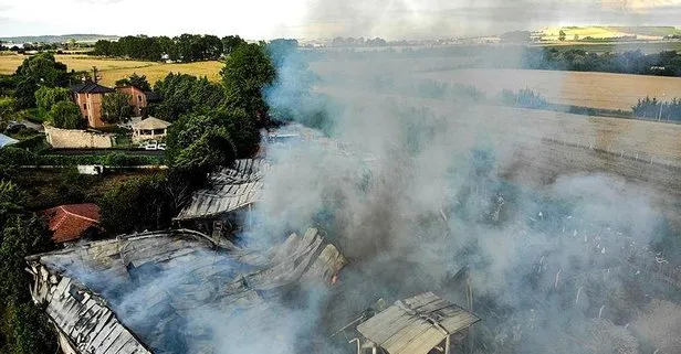 İstanbul Çatalca’da imalathanede yangın: Dumanlar kilometrelerce uzaktan görüldü