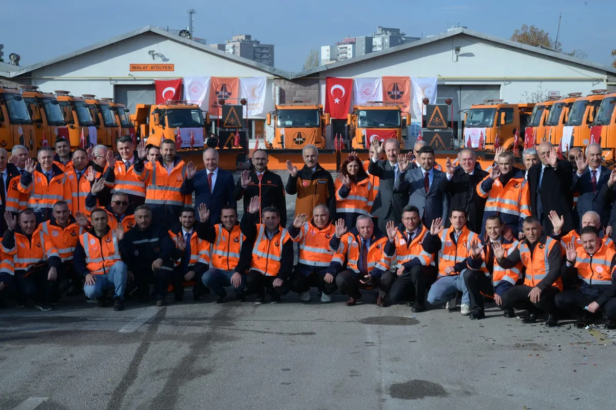 karayollari-50-isci-aliyor-ilkokul-mezunlarina-da-acik-kadro-icin-basvuru-tarihleri-ne-zaman-iste-sartlar-ve-b-1790015561235.jpeg Karayolları 50 işçi alıyor: İlkokul mezunlarına da açık kadro için başvuru tarihleri ne zaman? İşte şartlar ve başvuru ekranı!-3