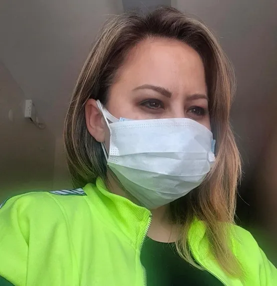 coronavirusu-kovid-19-yenen-35-yasindaki-ayten-sevil-plazma-bagisinda-bulundu-1587589377146.jpg Coronavirüsü (Kovid-19) yenen 35 yaşındaki Ayten Sevil plazma bağışında bulundu-1