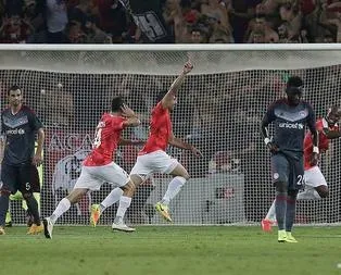 Olympiakos’a çok büyük şok: 1-0
