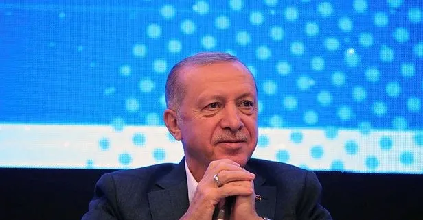 Başkan Recep Tayyip Erdoğan, Çanakkale türküsüne eşlik etti