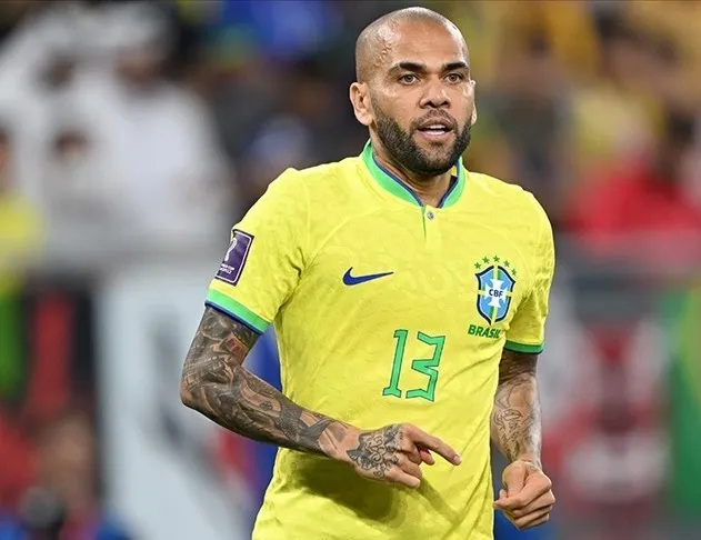 Daniel Alves beraat etti