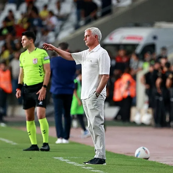 Mourinho gururla sunar!